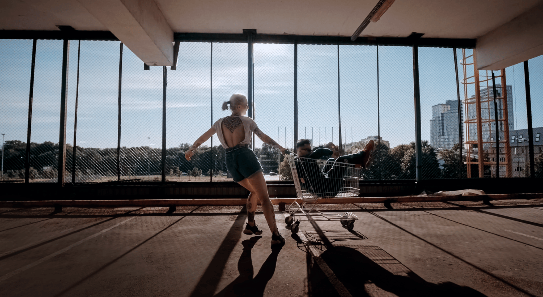 1Portada Keep Moving ajuste2